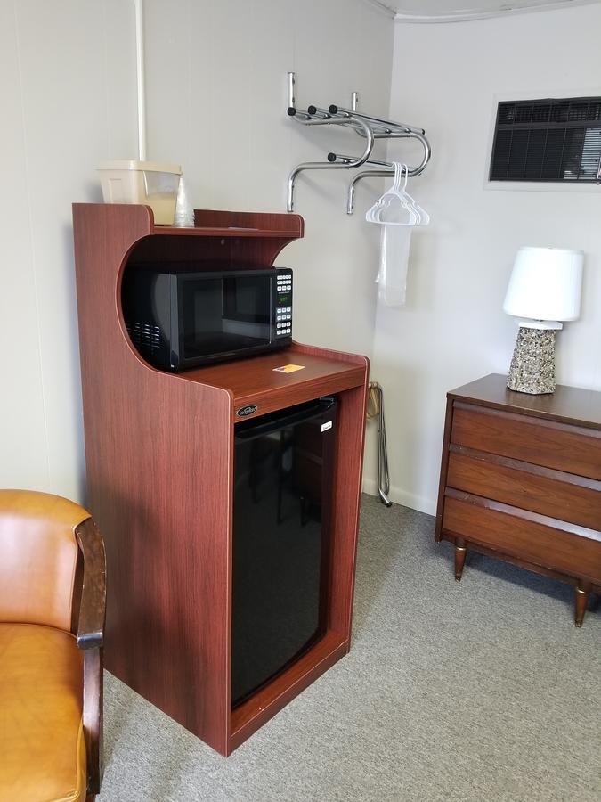 Long Ships Motel Sault Ste. Marie Room photo